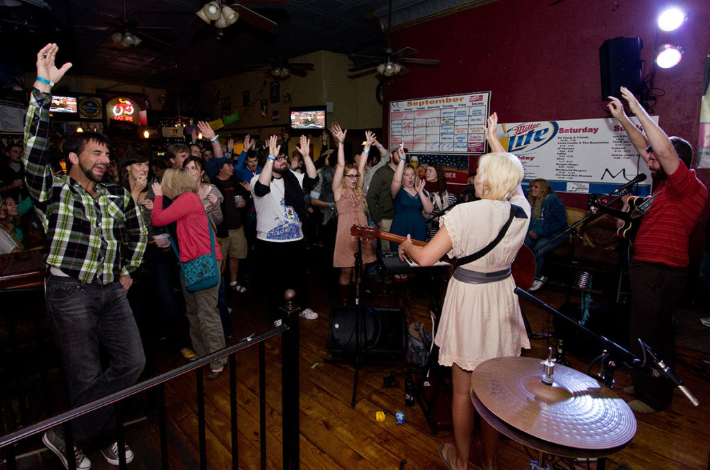 An enthusiastic crowd, Machiavelli's Indoor Stage.