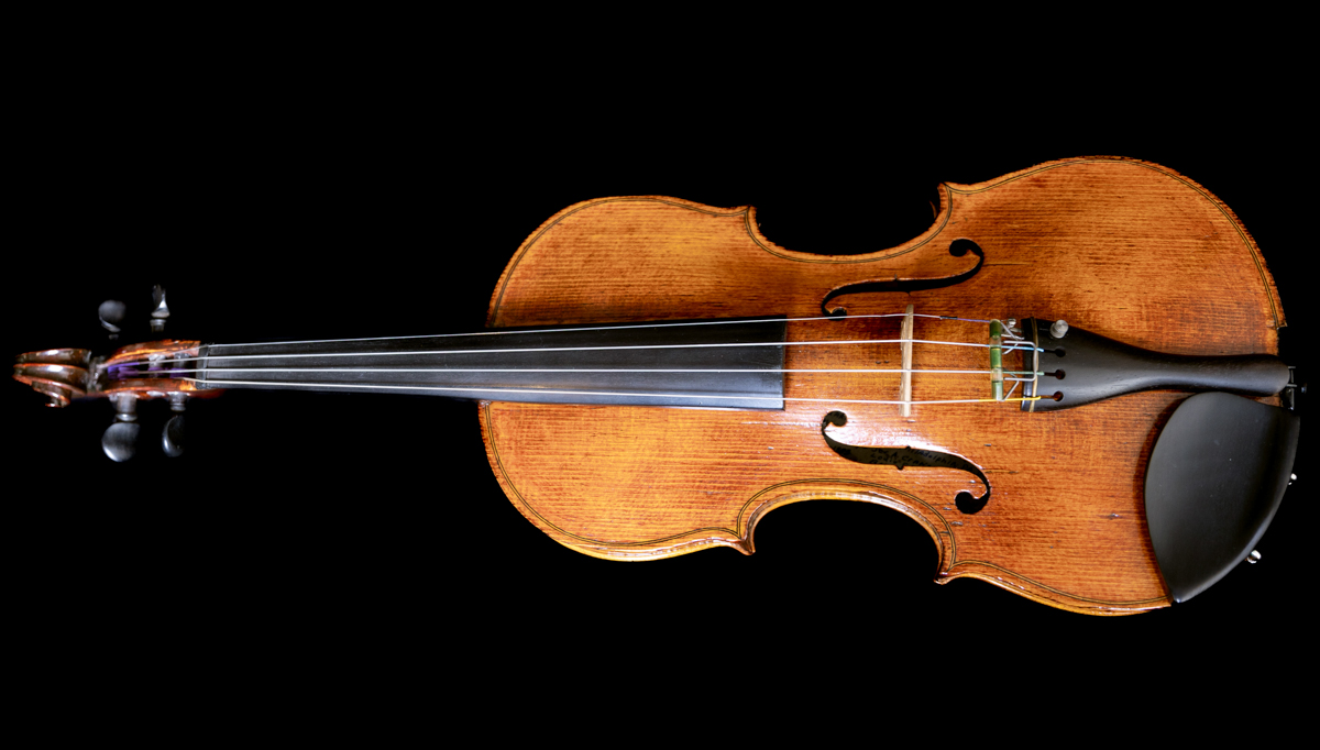 East Tennessee Fiddlers and Their Fiddles