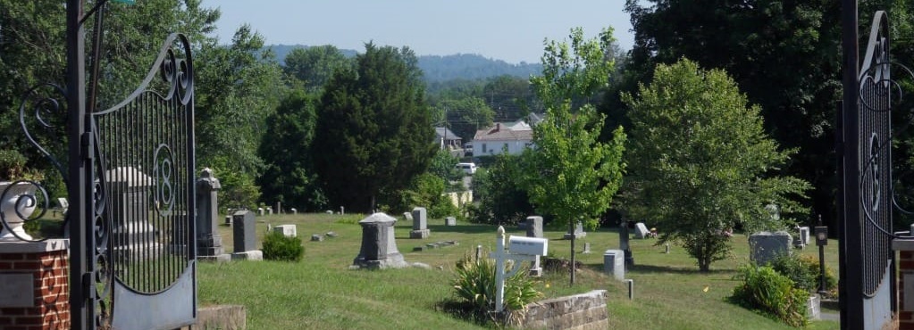 Spook Season: Graveyard Hunts for Bristol Sessions Artists